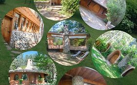 Еко селище Омая